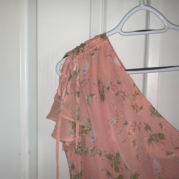 Feminine Summer Floral Ruched One-Shoulder Dress size 4 (Small) - Picture 8 of 13